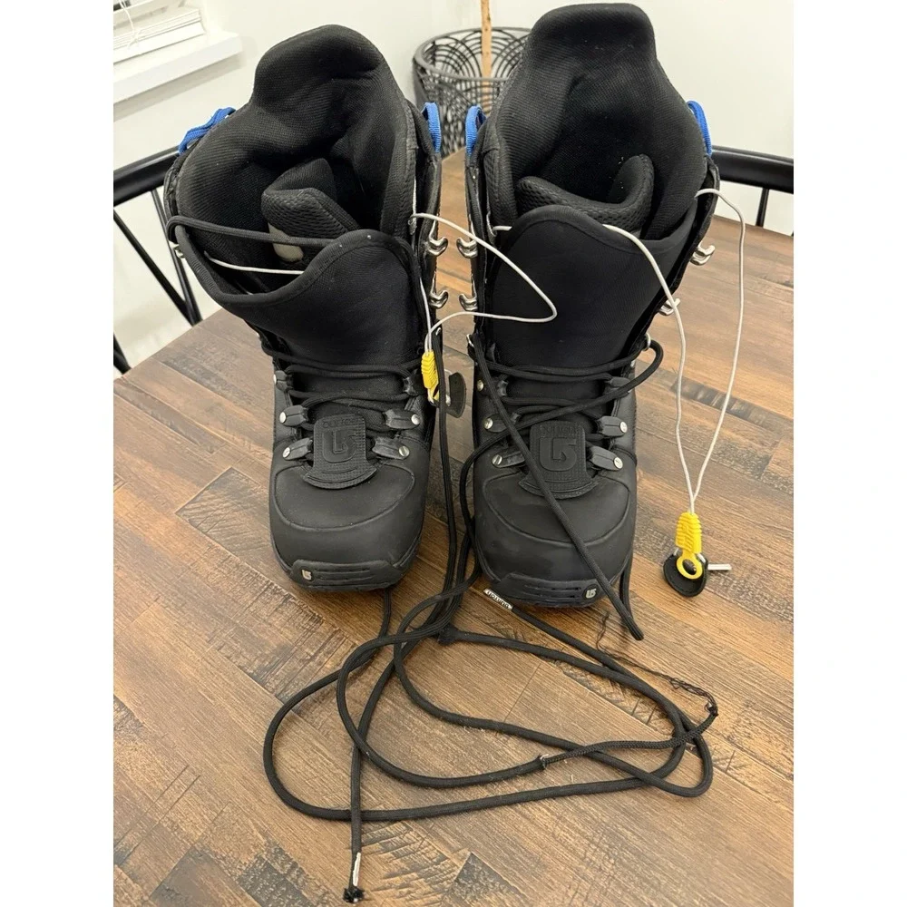 Burton Progression Women's Snowboard Boots - Size 10 / Mondo 27 Used